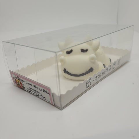 Mama Ramen - Ice cream Mousse Cake - Cow (White Chocolate)