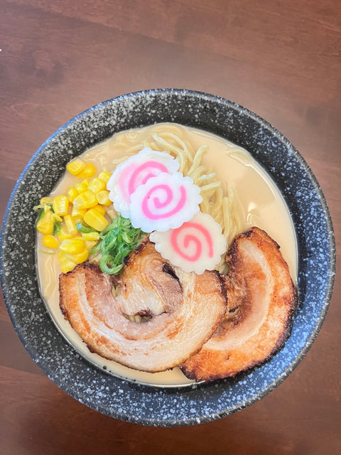 Mama Ramen - Spicy Pork Tonkotsu Ramen Kit
